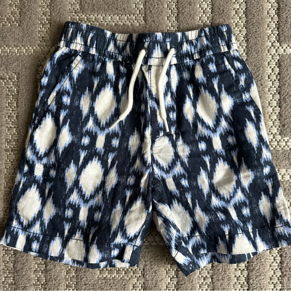 Gap printed pull on shorts